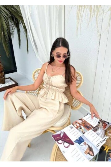Büzgü Detaylı Bluz Pantolon Takım